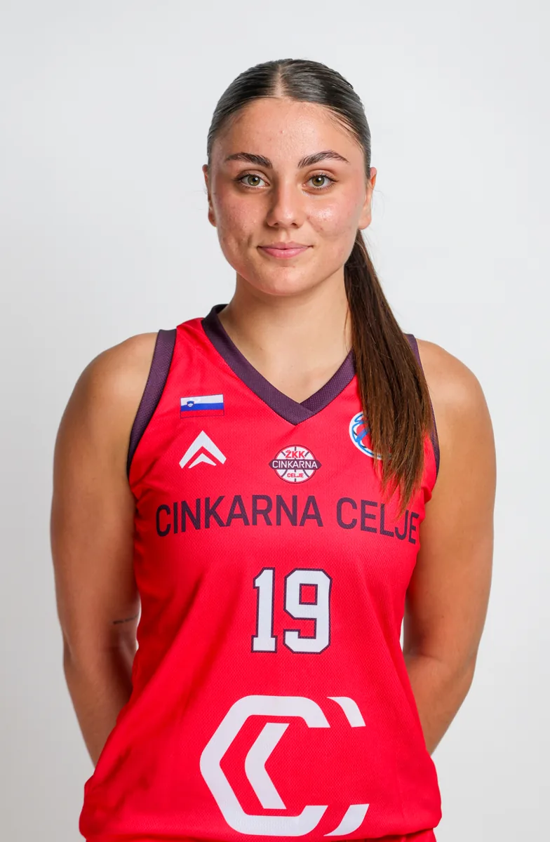 Portret igralke Kim Žibert