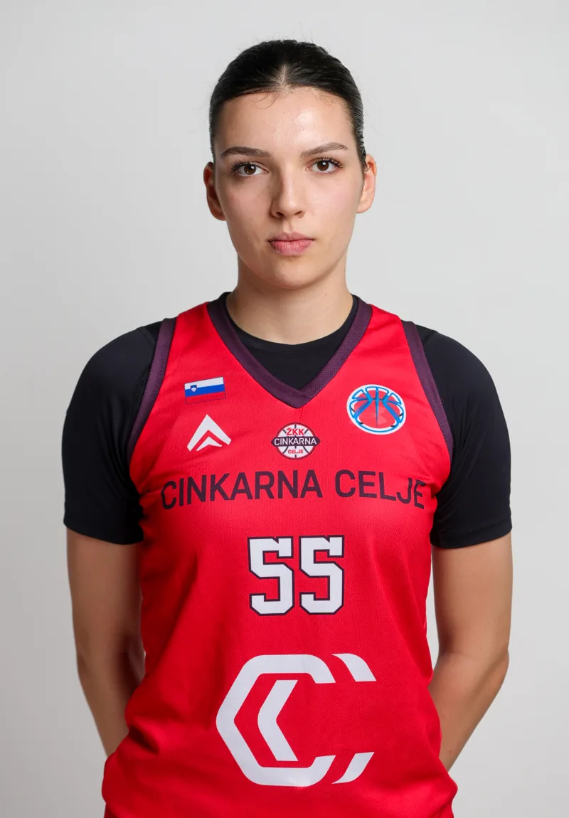 Portret igralke Jana Guska